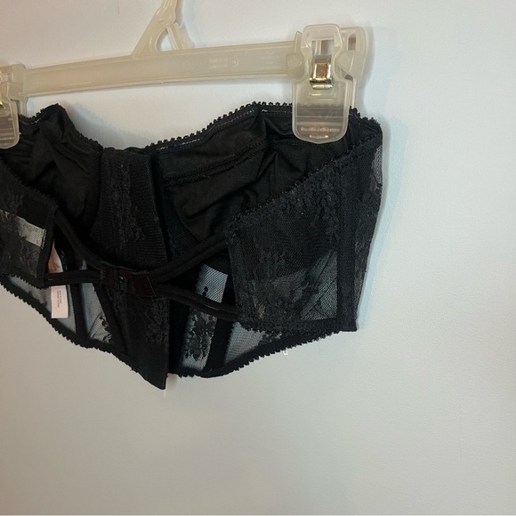 Urban Outfitters Out From Under Firecracker Black Lace Cropped Corset Top M NWT - Picture 13 of 15